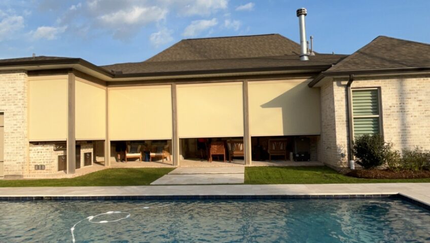 Roller Screens in Lafayette, LA |Motorized Retractable Screens Lafayette, LA | Retractable patio screens Lafayette, LA |Motorized Patio Screens Lafayette, LA | Automatic outdoor screens Lafayette, LA
